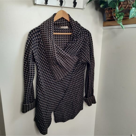 A. Ida Asymmetrical Draped Wrap Style Knit Sweater in Tan & Black Size Large - Picture 1 of 7